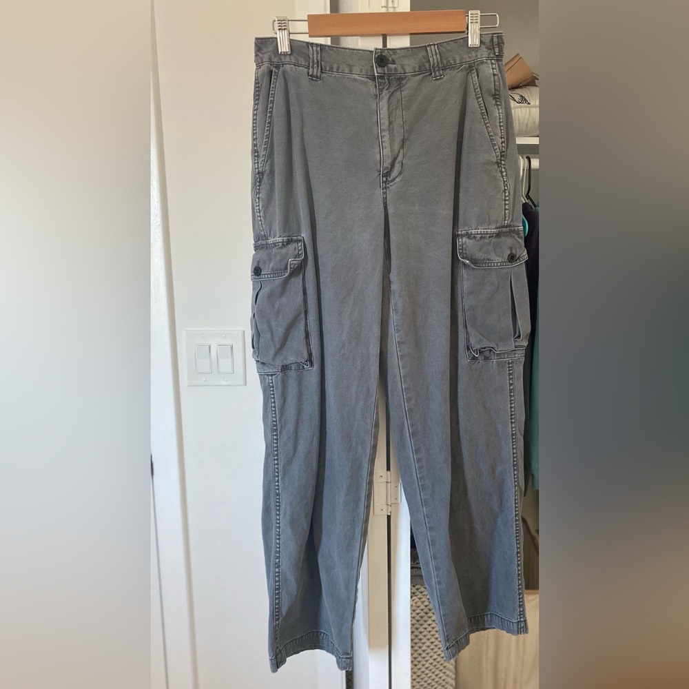 Madewell cargo pants (like new) Size 26